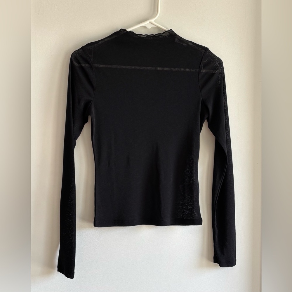 Cotton on Body, long sleeve ,small , black , condition: NWT material: polyester